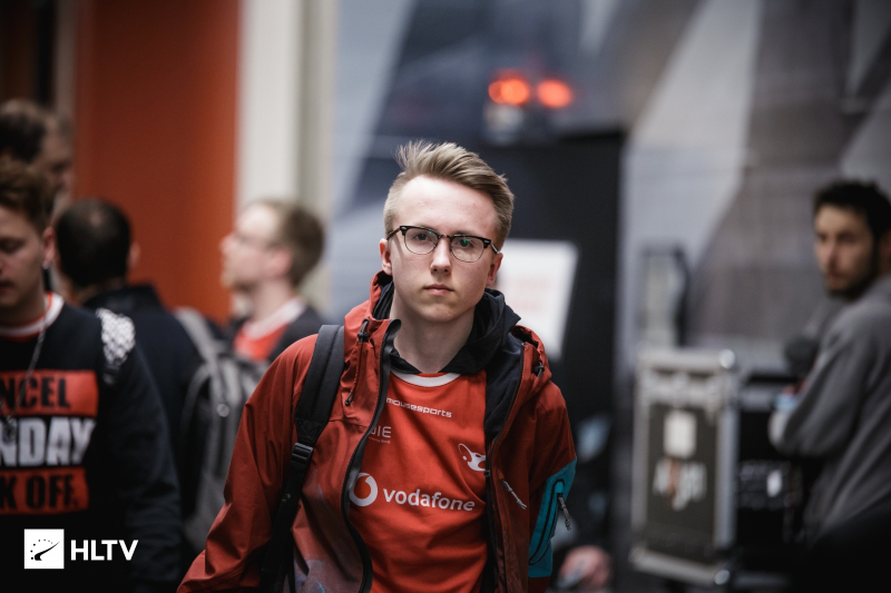 既要通过指 既要通过指