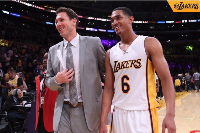 对话总冠军 对话总冠军